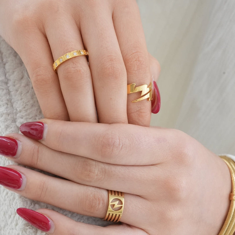 Bolt Ring - Gold