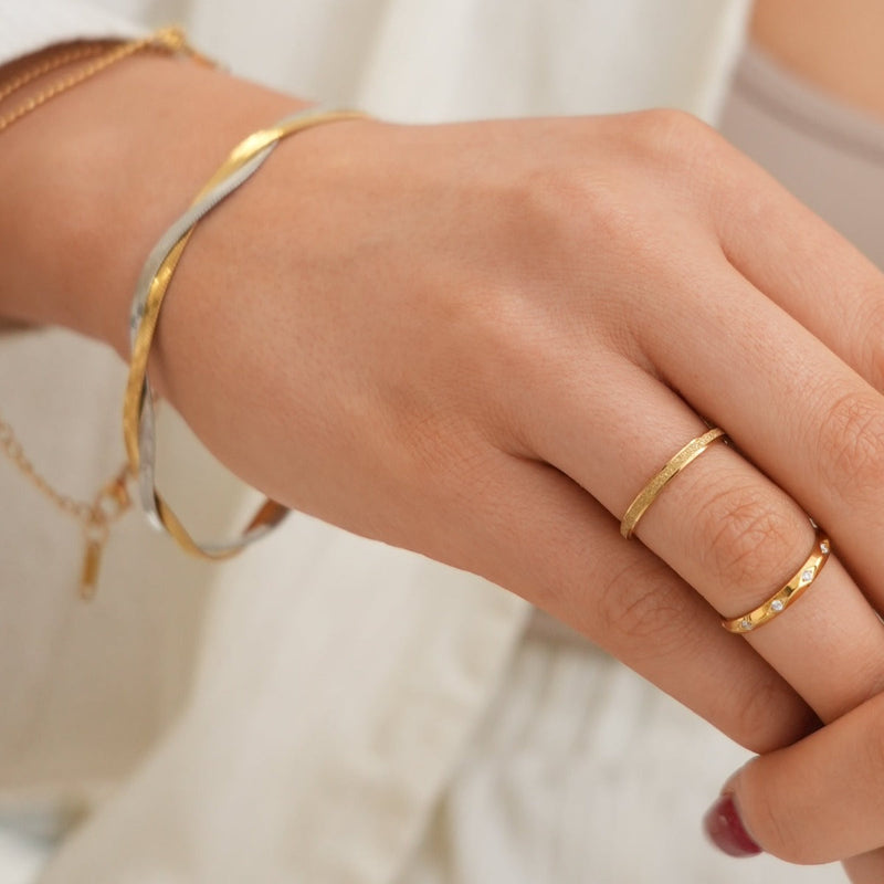 Leuven Surface Ring - Gold