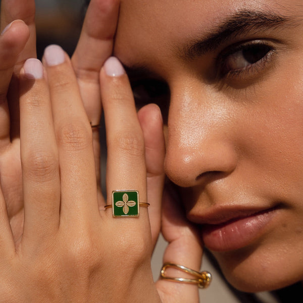 La Fleur Plate Ring - Gold/Green (Adjustable)