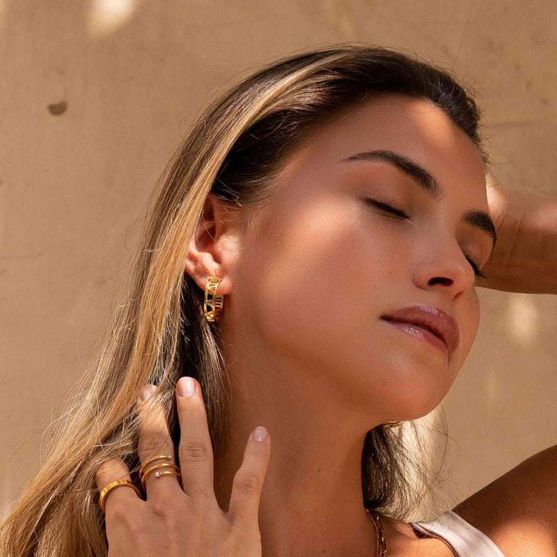 Hollow Numeral Hoop Earrings - Gold