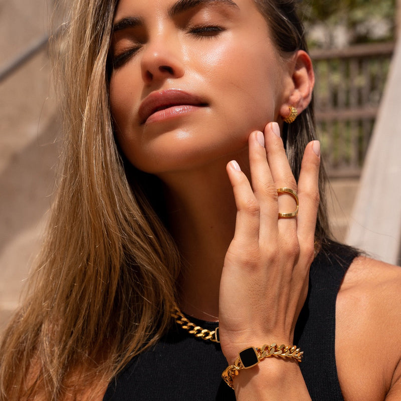 Onyx Square Pendant Cuban Chain Bracelet - Gold