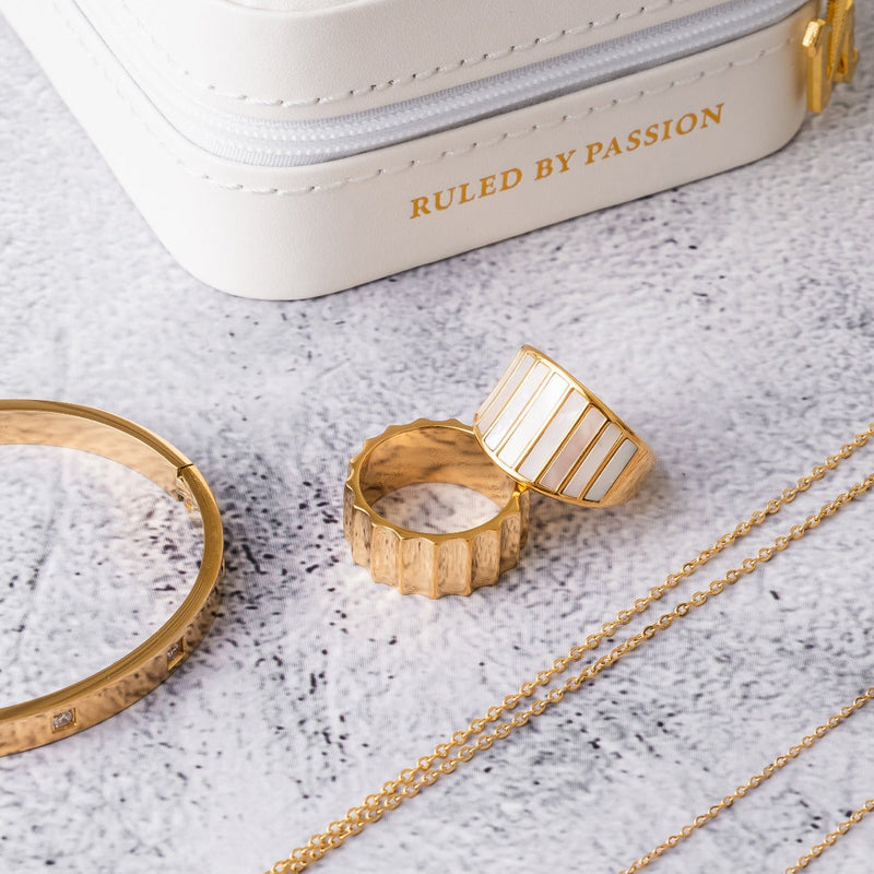 Colloseum Chunky Ring - Gold