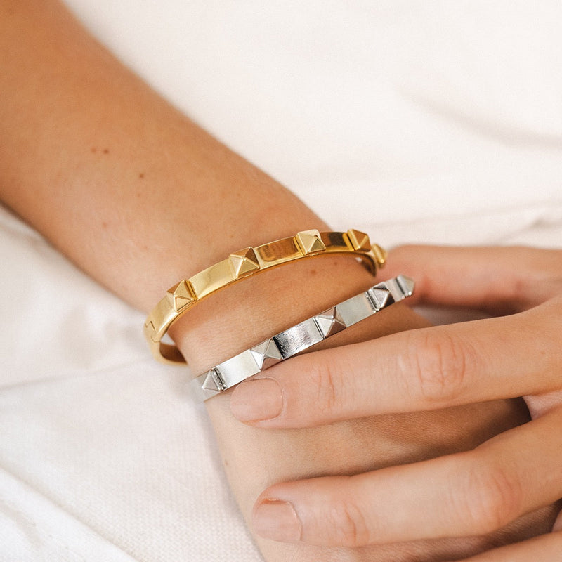 Stud Bracelet – Gold